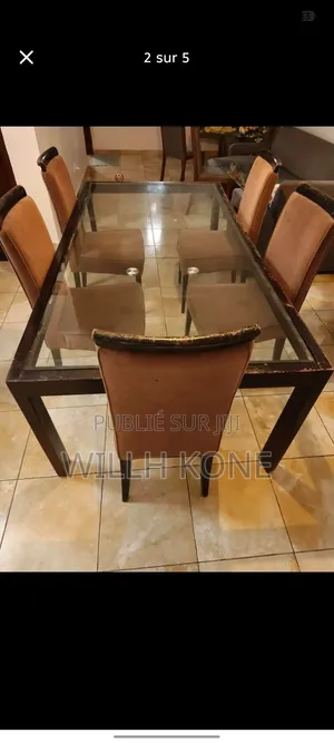 Table À Manger