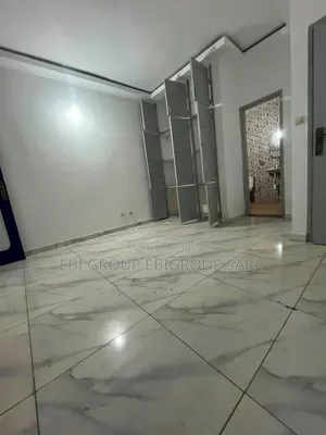 2chbre Appartement dans Ebigroup Sarl, Bingerville à Louer