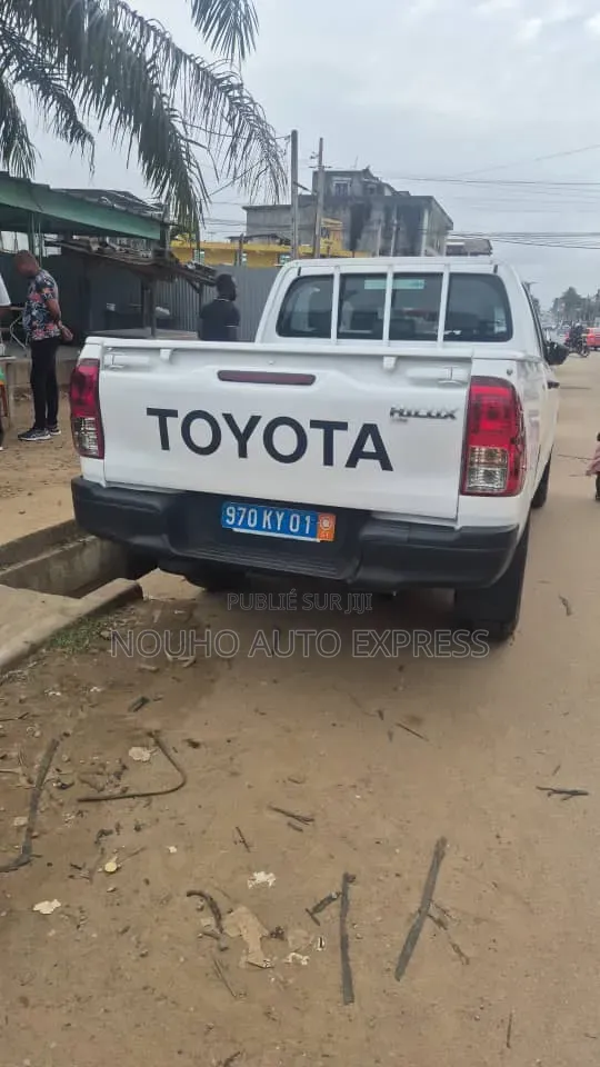 Toyota Hilux 2022 Blanc