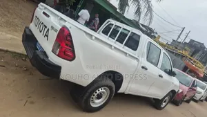 Toyota Hilux 2022 Blanc