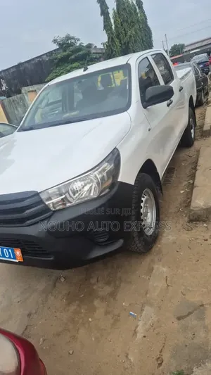Toyota Hilux 2022 Blanc
