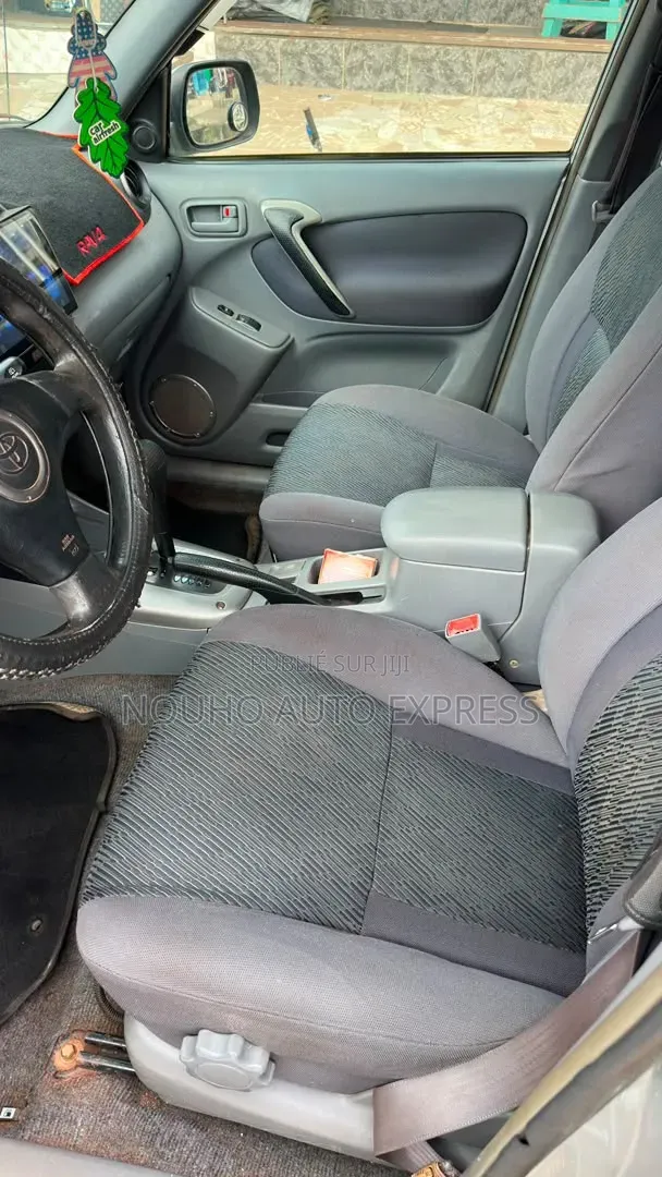 Toyota RAV4 2005 Gris