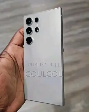 Nouveau Tecno Camon 40 256 GB Blanc