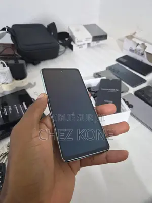 Nouveau Samsung Galaxy S20 128 GB Bleu