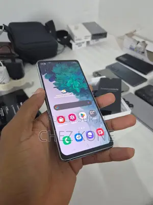 Nouveau Samsung Galaxy S20 128 GB Bleu