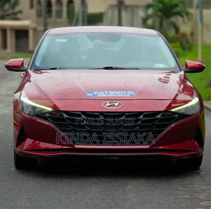 Hyundai Elantra 2022 Rouge