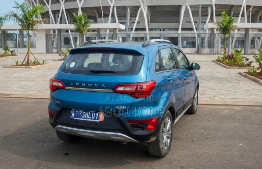 ZX Auto Grand Tiger 2018 Bleu