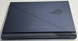 Ordinateur portable Asus ROG GX800VH 32GB Intel Core i9 SSD 1T