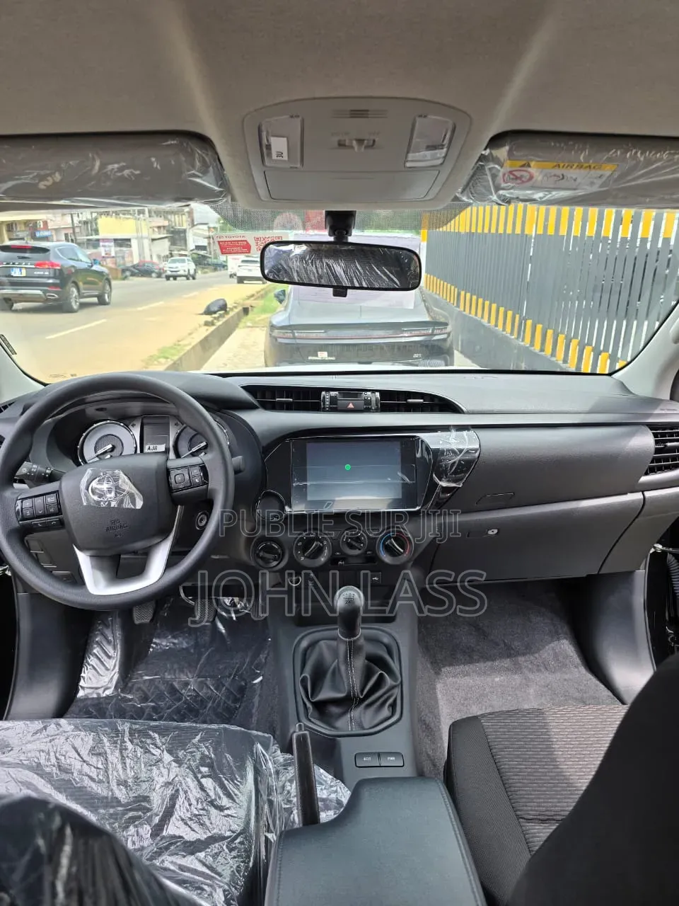 Nouveau Toyota Hilux 2026 Noir