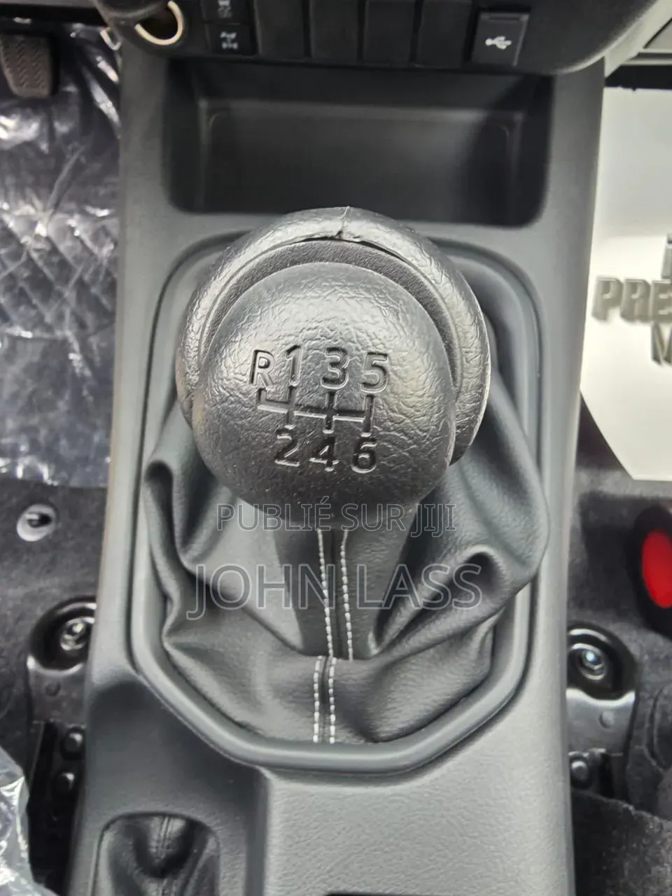 Nouveau Toyota Hilux 2026 Noir
