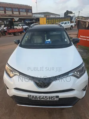 Toyota RAV4 2018 Blanc