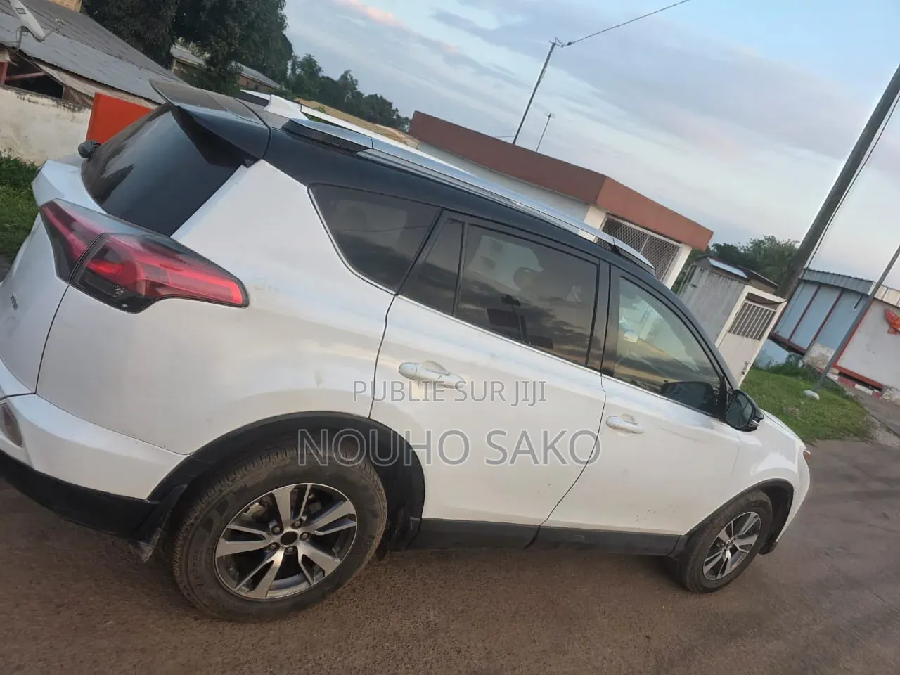 Toyota RAV4 2018 Blanc