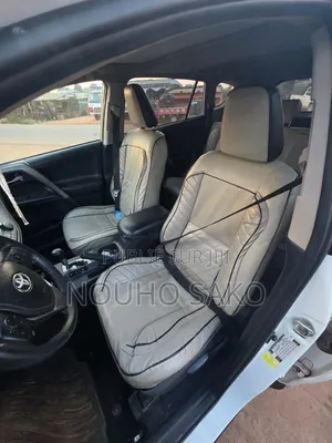 Toyota RAV4 2018 Blanc