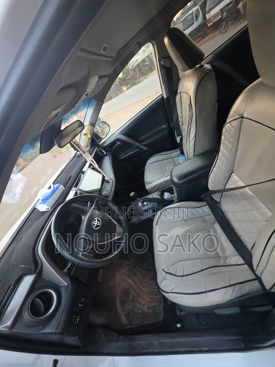 Toyota RAV4 2018 Blanc