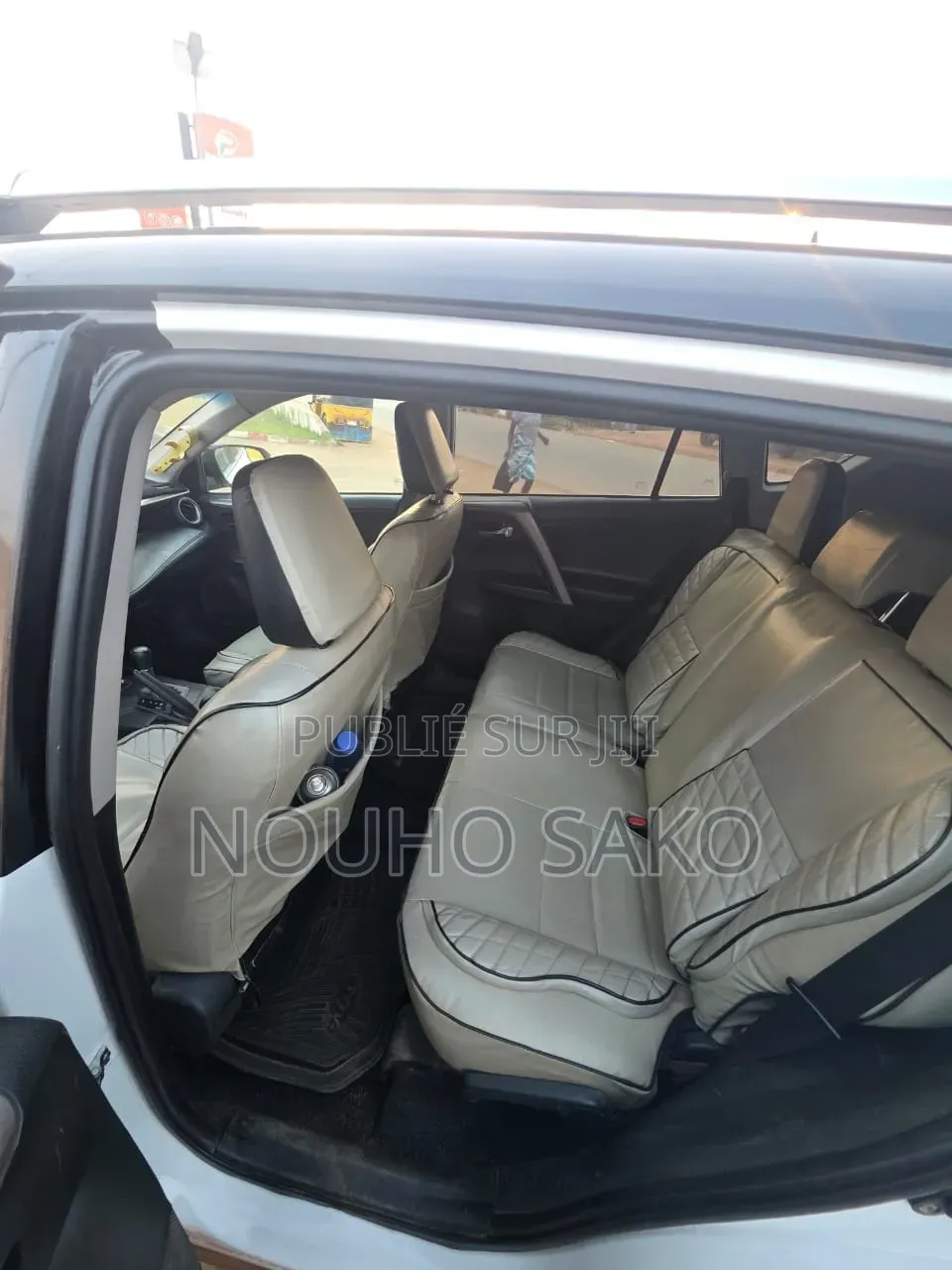 Toyota RAV4 2018 Blanc