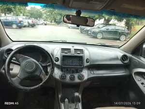 Toyota RAV4 2005 Gris