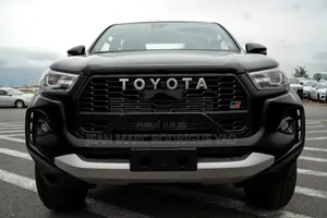 Nouveau Toyota Hilux 2026 Noir