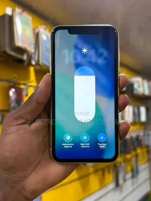 Nouveau Apple iPhone 11 256 GB Jaune