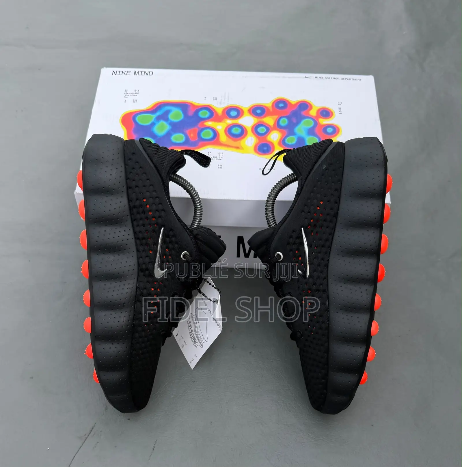 Nike Mind 002