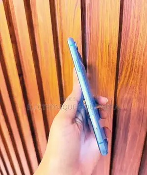 Nouveau Apple iPhone XR 64 GB Bleu