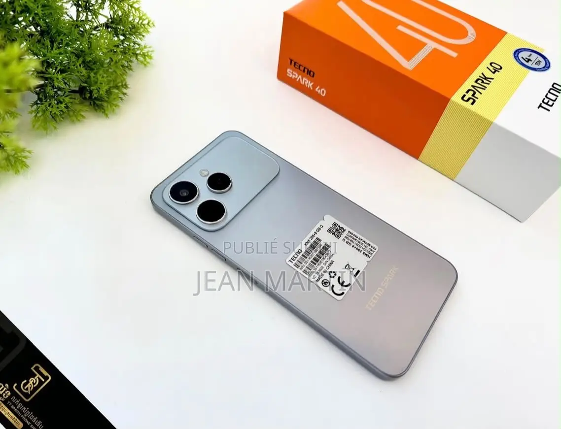 Nouveau Tecno Spark 40 256 GB Argenté