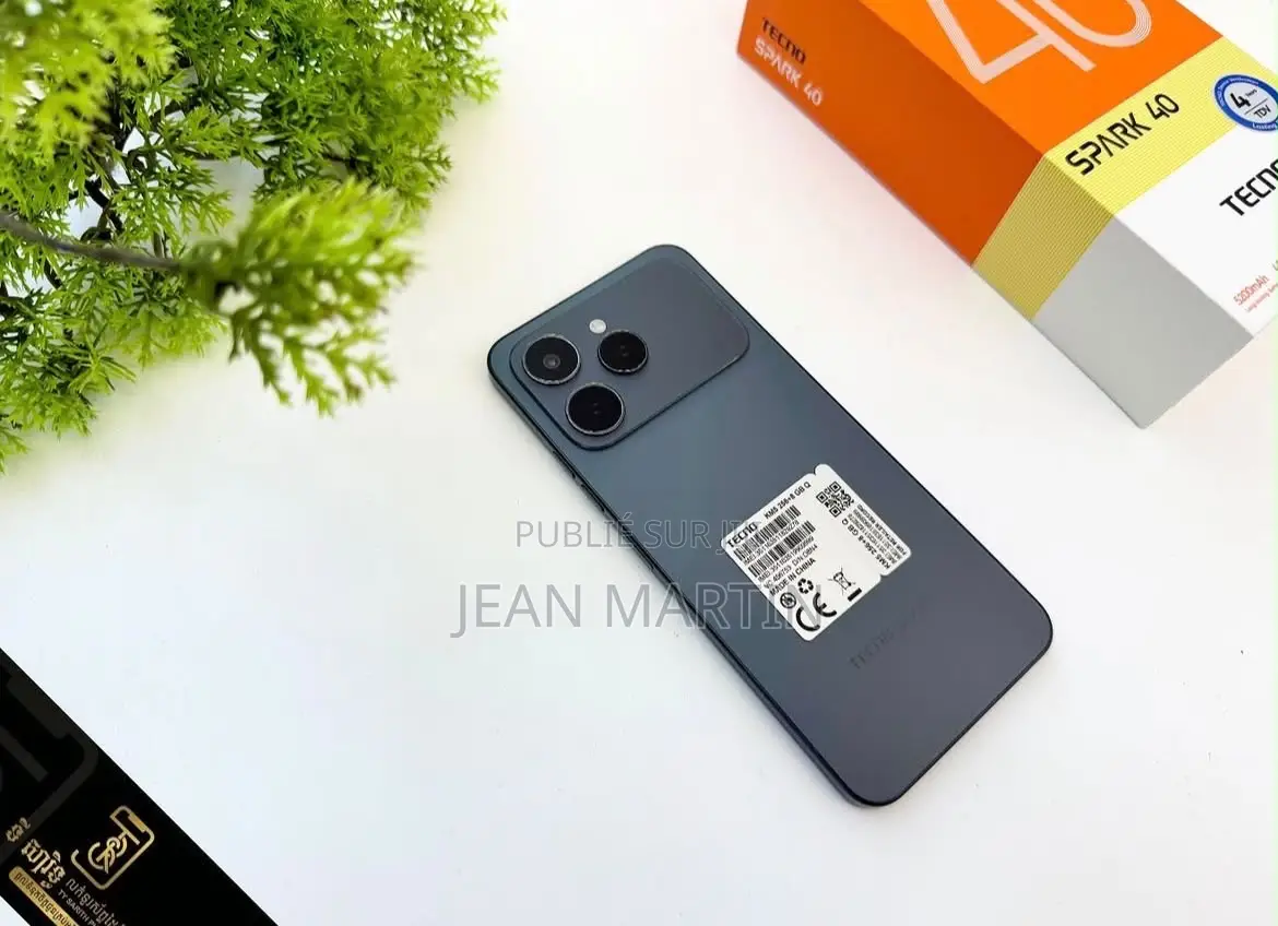 Nouveau Tecno Spark 40 256 GB Argenté