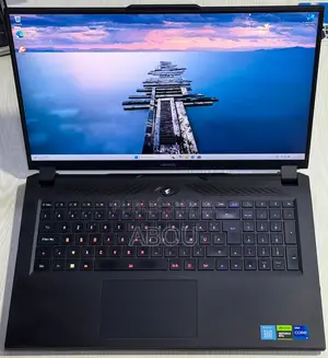 Ordinateur portable Gigabyte AORUS 16X 32GB Intel Core i7 SSD 1T