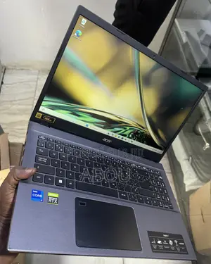 Ordinateur portable Acer Aspire 15 16GB Intel Core i7 SSD 500GB
