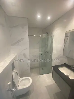 2chbre Appartement dans Marcory à Louer