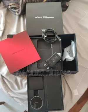 Nouveau Infinix Hot 60 Pro+ 256 GB Noir