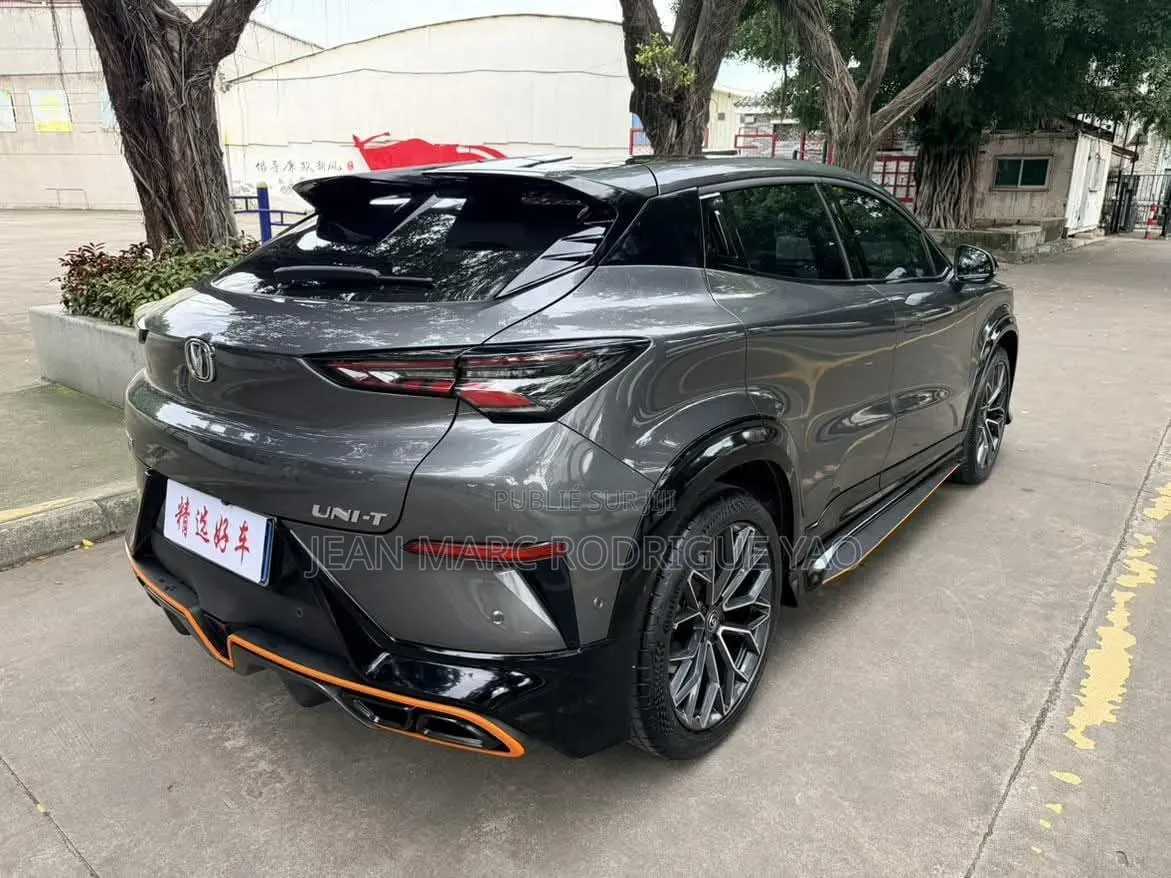 Changan UNI-T 2022 Vert