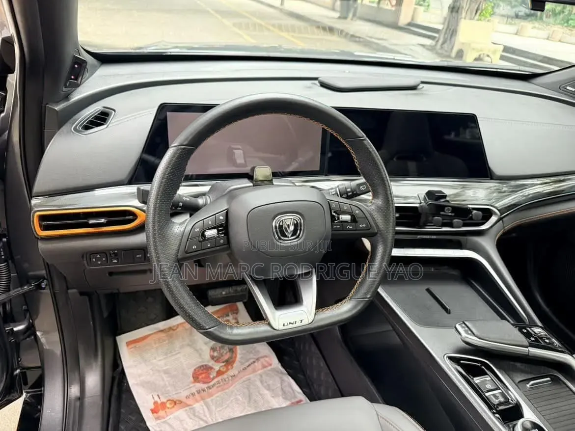 Changan UNI-T 2022 Vert