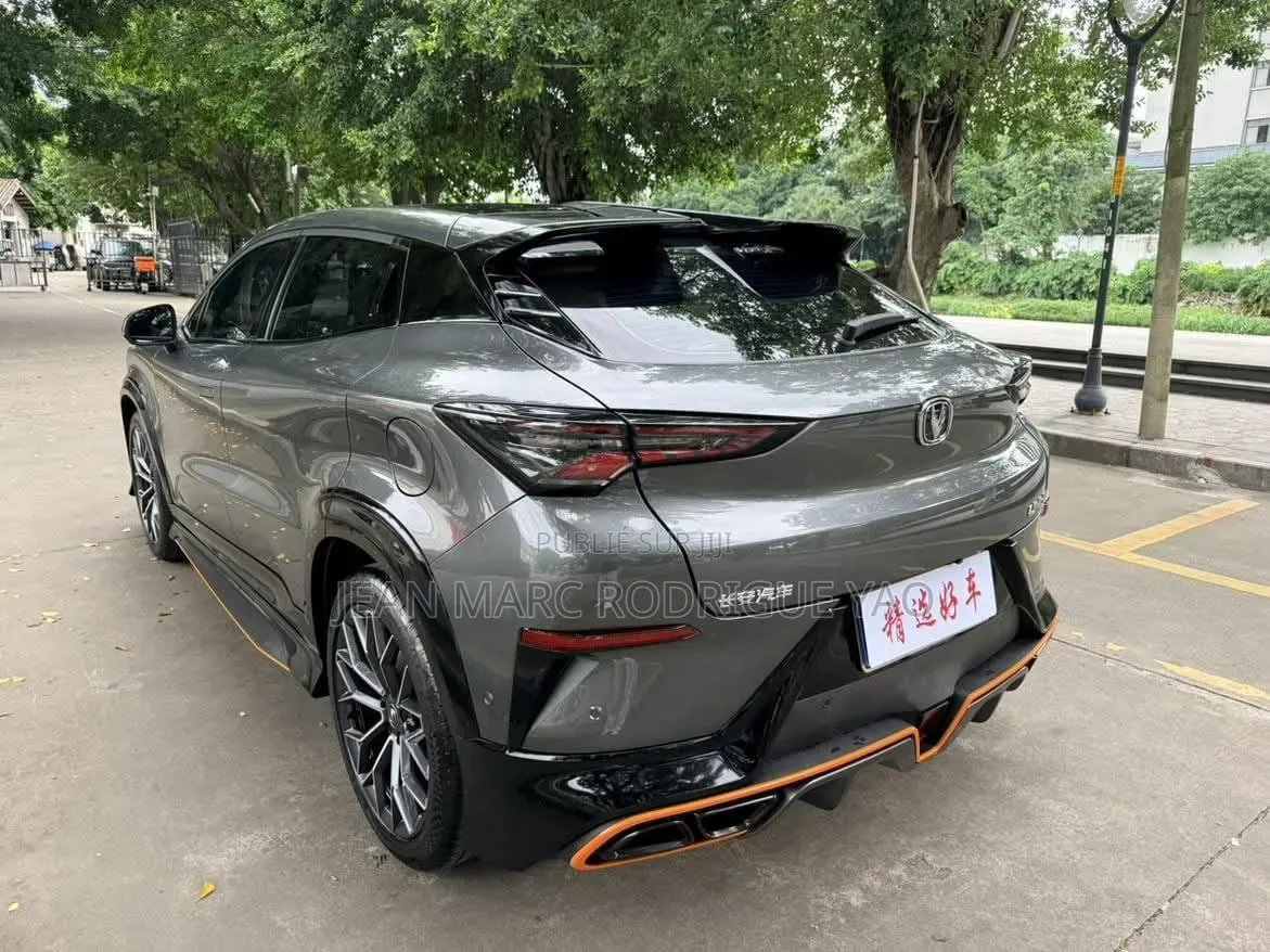 Changan UNI-T 2022 Vert