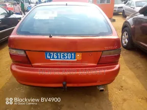 Toyota Echo 2013 Rouge