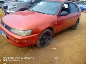 Toyota Echo 2013 Rouge