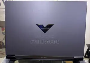 Ordinateur portable HP Victus 15 16GB AMD Ryzen 5 SSD 512GB