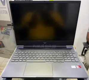 Ordinateur portable HP Victus 15 16GB AMD Ryzen 5 SSD 512GB