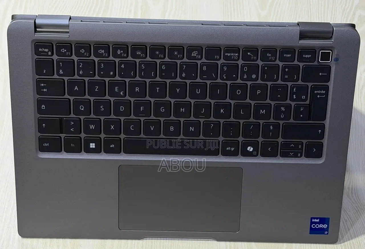 Ordinateur portable Dell Latitude 5300 32GB Intel Core i7 SSD 500GB