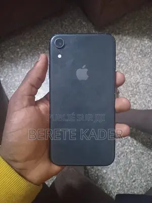 Apple iPhone XR 64 GB Noir