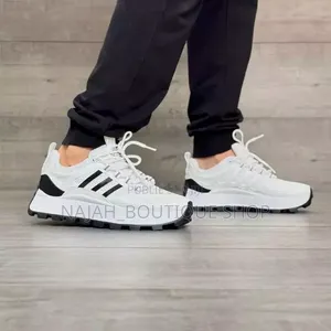 Adidas Bailleli