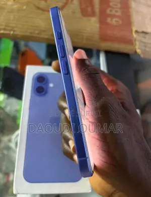 Nouveau Apple iPhone 16 256 GB Bleu