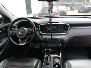 Kia Sorento 2018 Gris