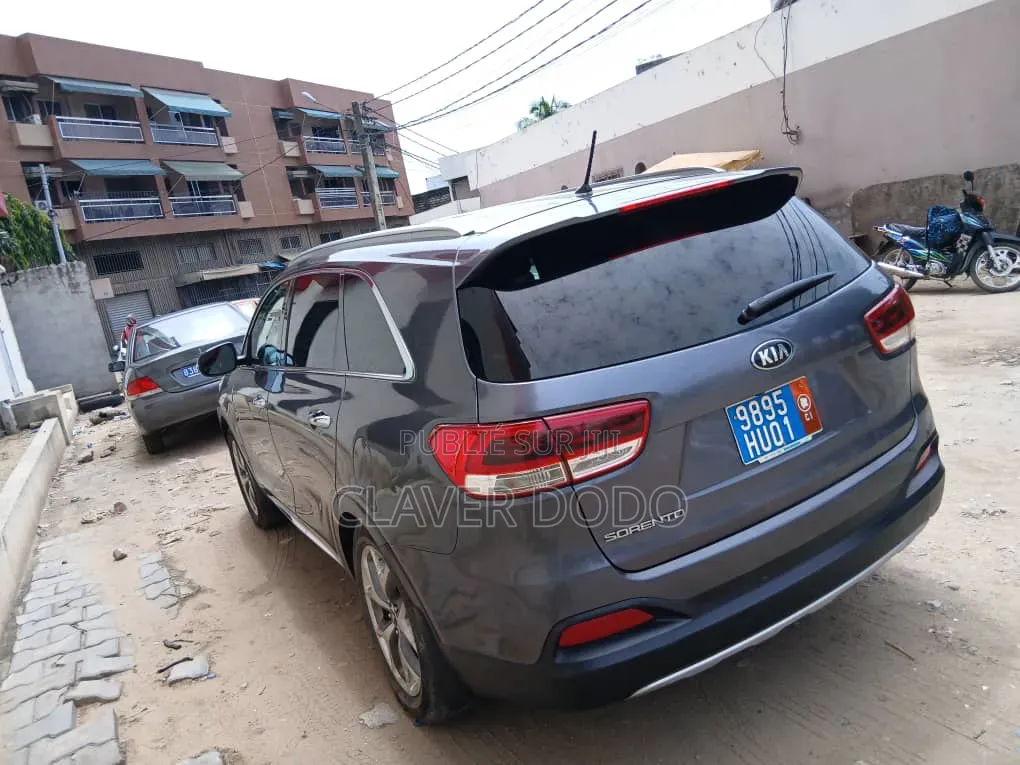 Kia Sorento 2018 Gris