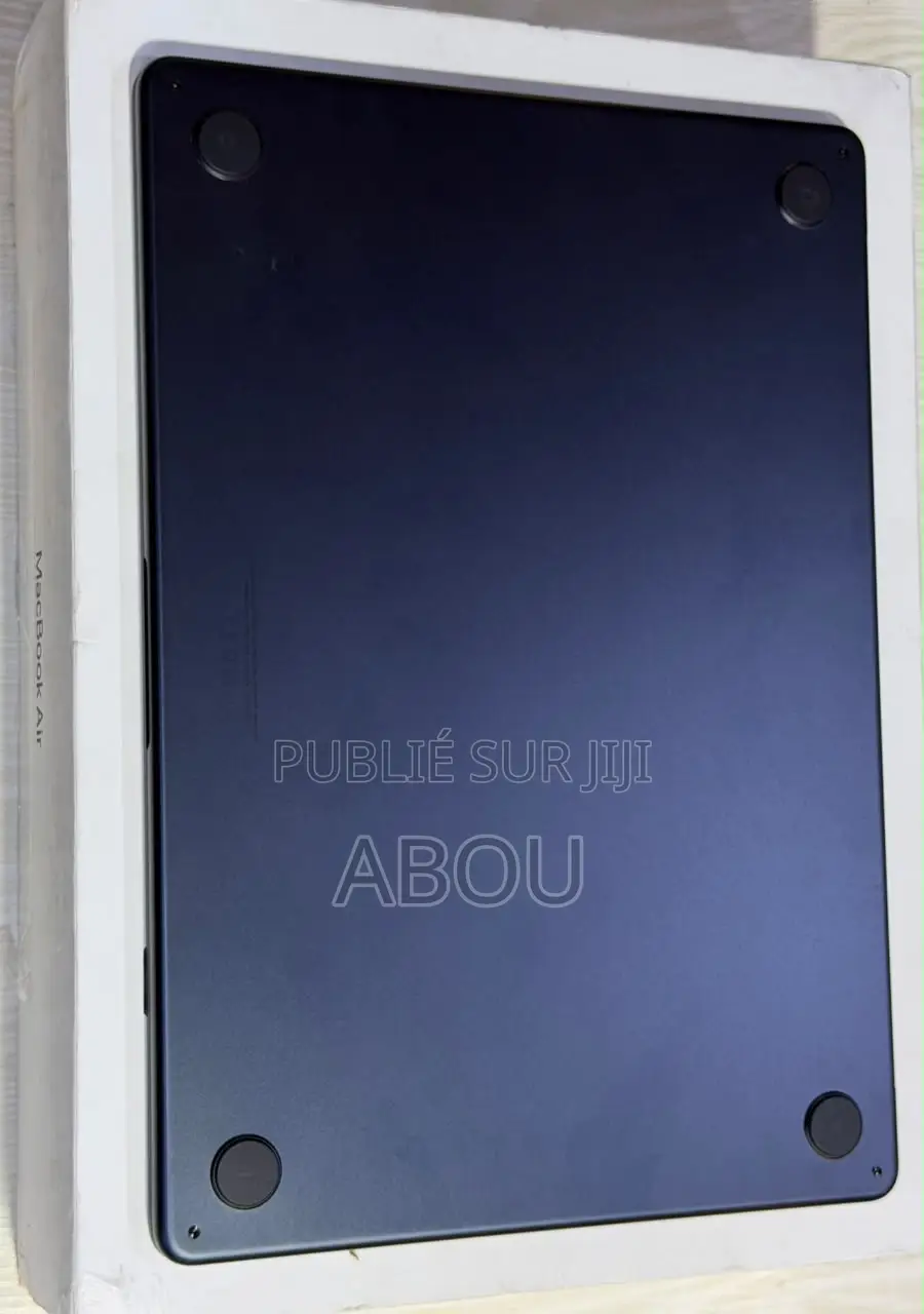 Ordinateur portable Apple MacBook Air 2024 M3 16GB Apple M3 SSD 500GB