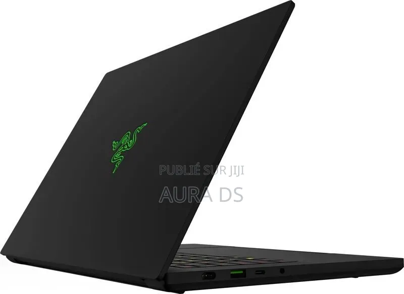 Nouveau Ordinateur portable Razer Lame 16GB AMD Ryzen 9 SSD 1T