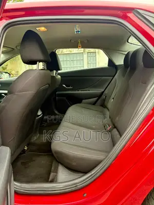 Hyundai Elantra SE 2021 Rouge