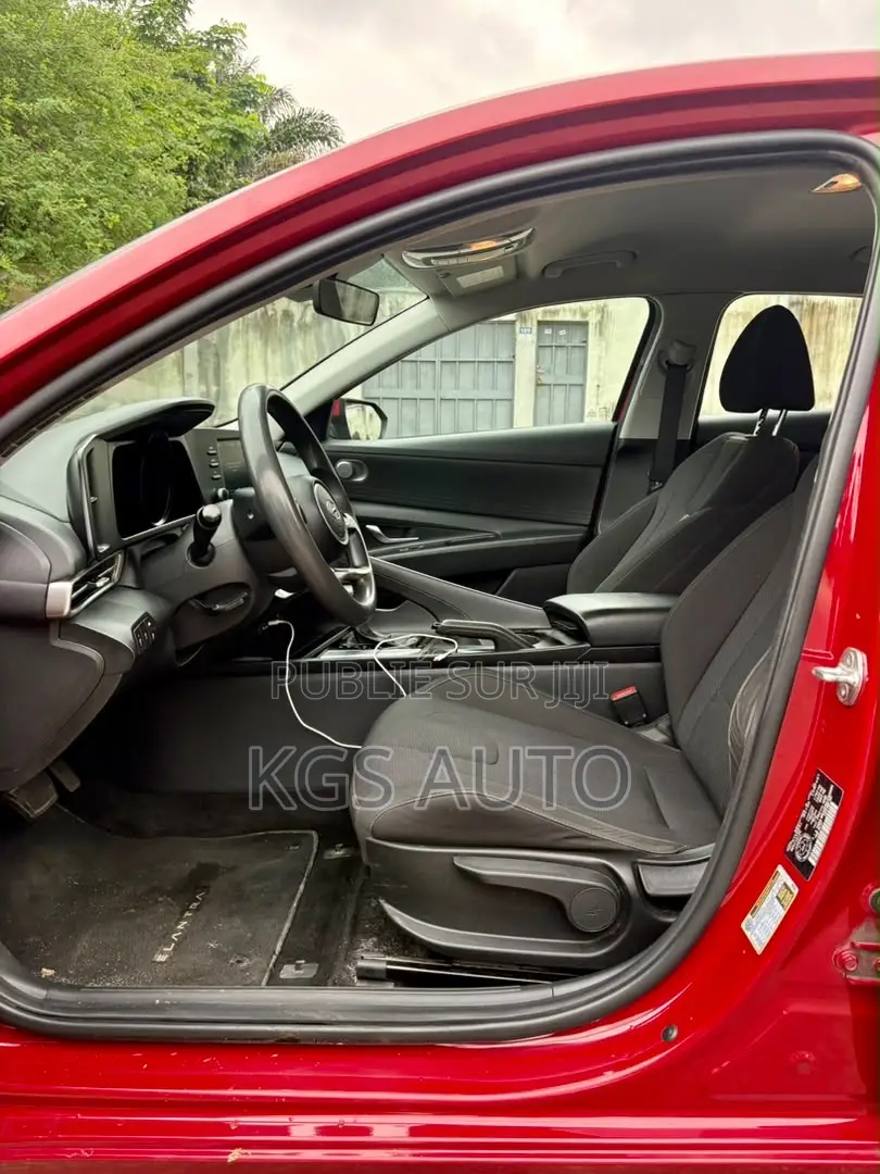 Hyundai Elantra SE 2021 Rouge
