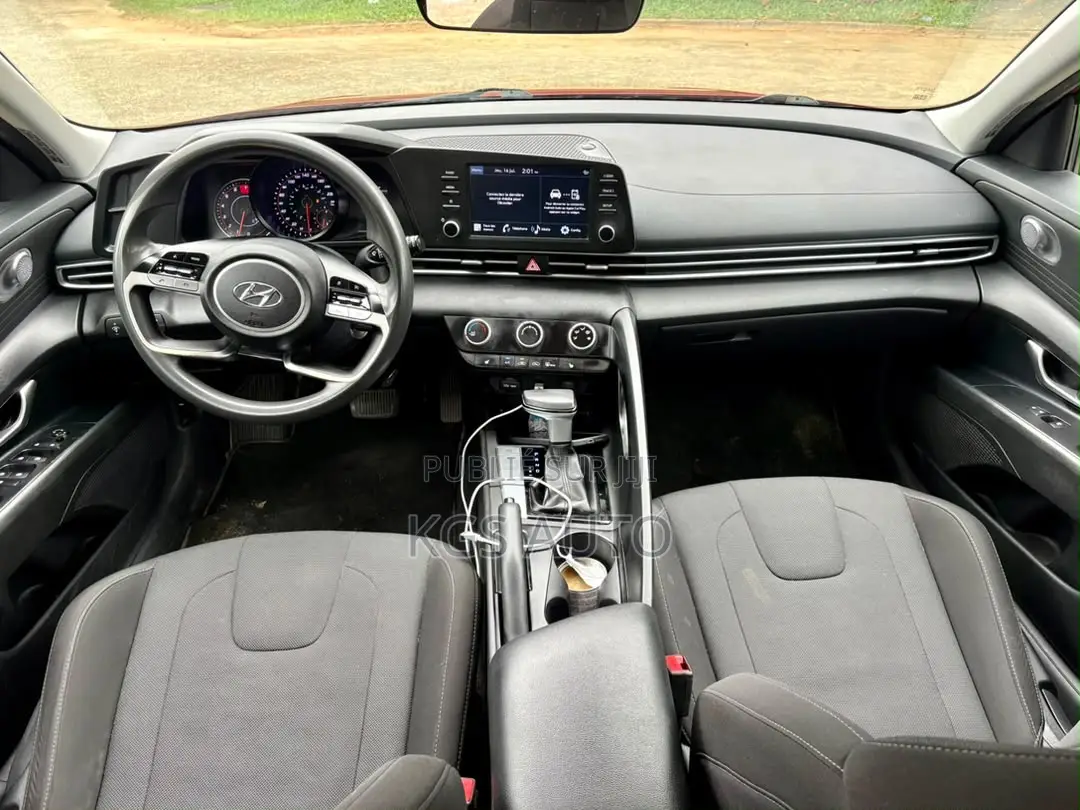 Hyundai Elantra SE 2021 Rouge