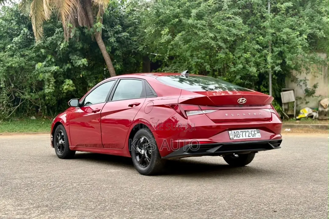 Hyundai Elantra SE 2021 Rouge