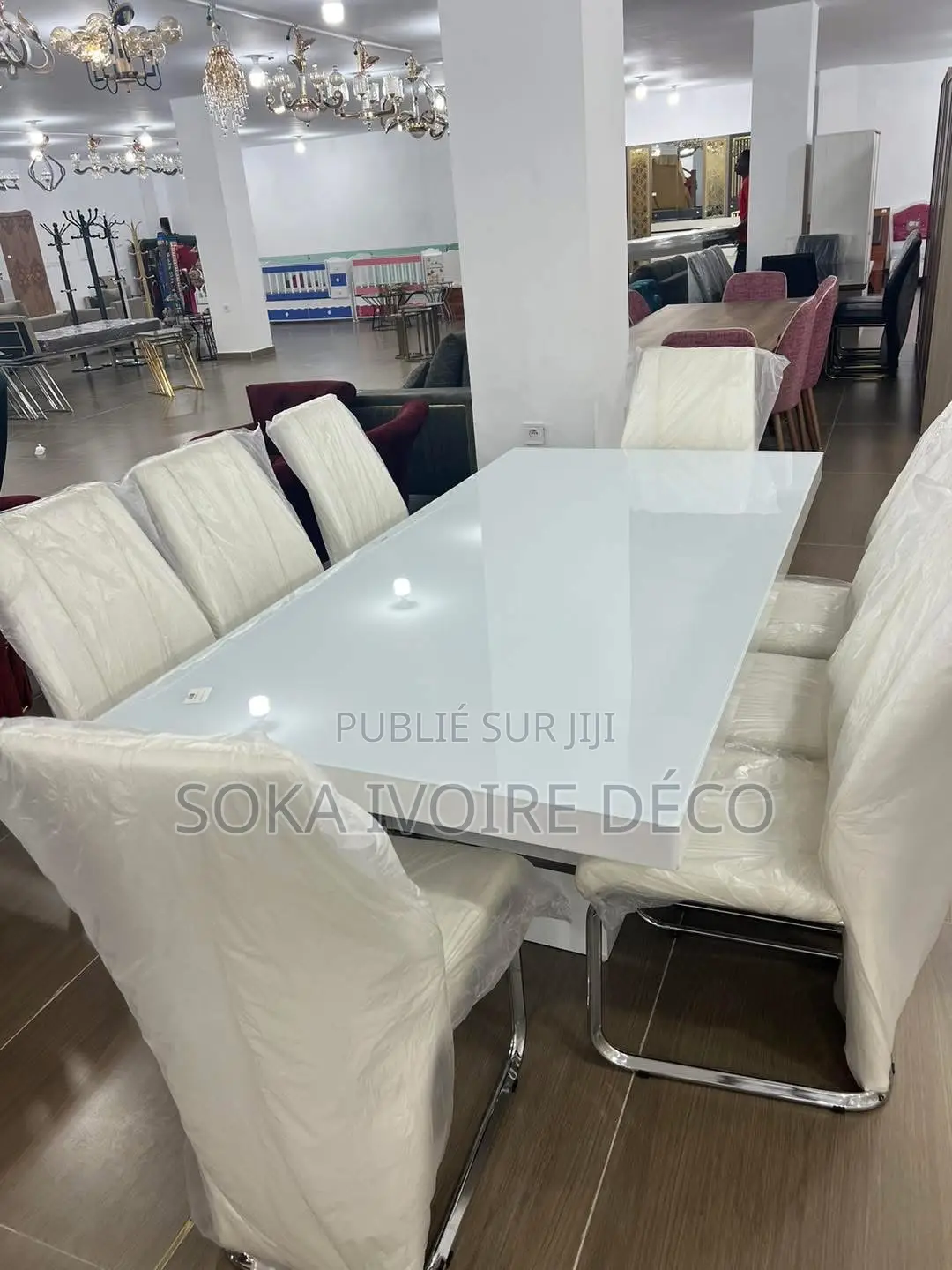 Table À Manger 8 Chaises